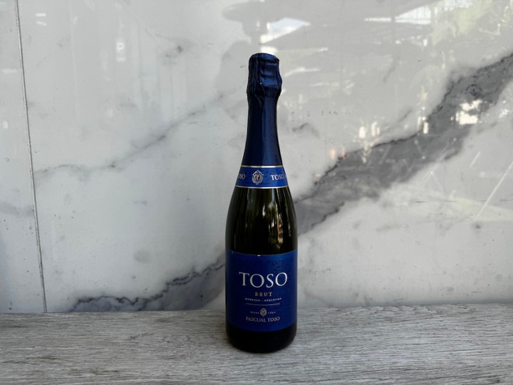 Pascual Toso Brut NV, 750 mL Sparkling Wine Bottle (11.5% ABV)