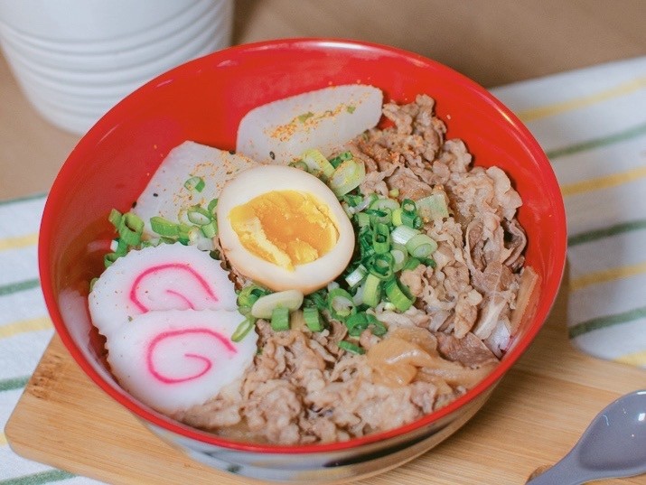 Gyu-Don (simmered beef rice)