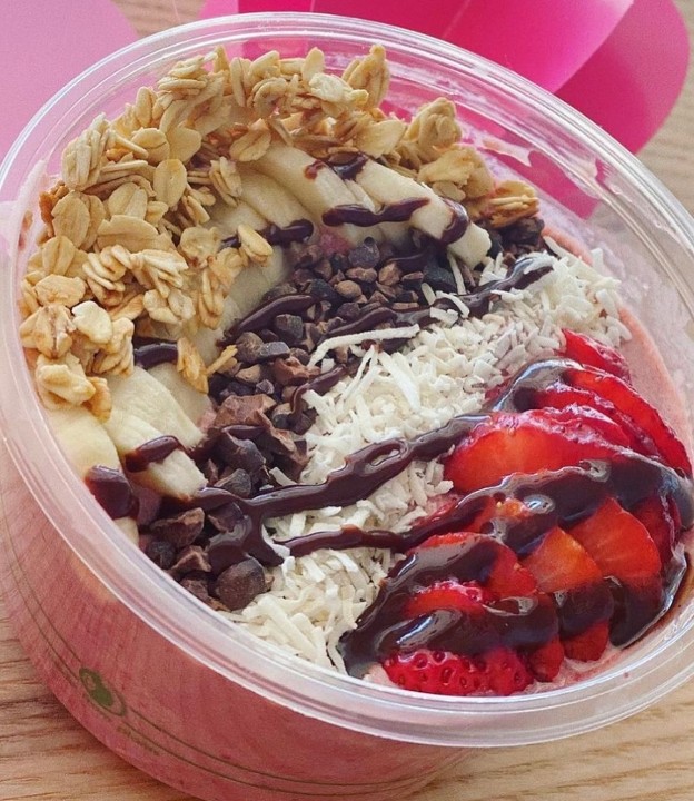 The Chocolate Covered Strawberry Smoothie Bowl