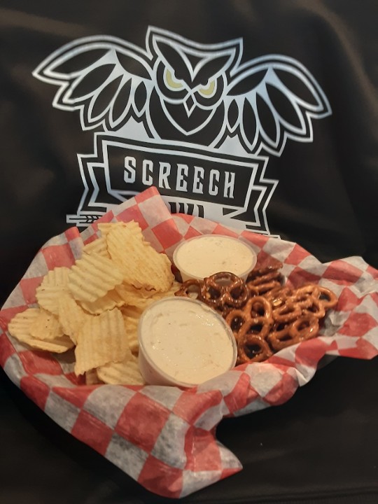 CHUBBY DIP, WITH CHIPS AND PRETZELS