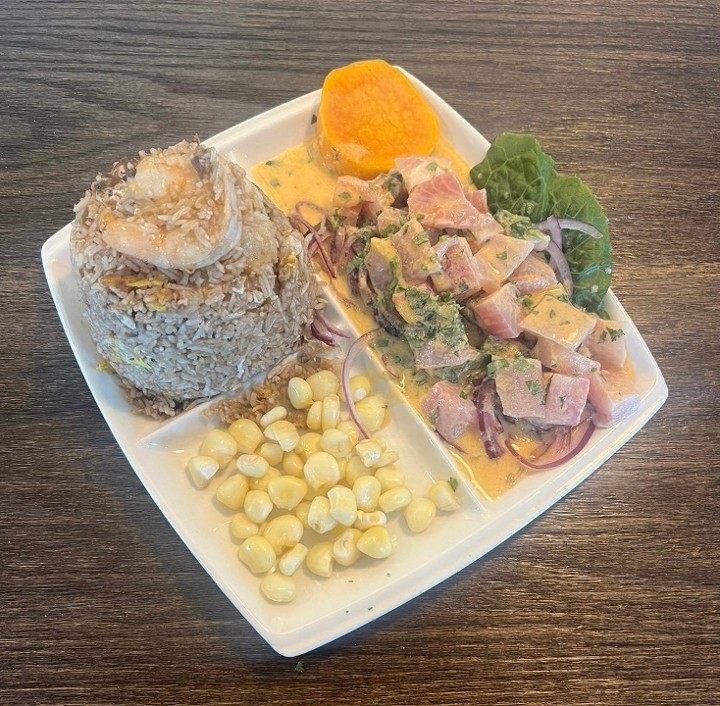 Ceviche con Chaufa de Mariscos