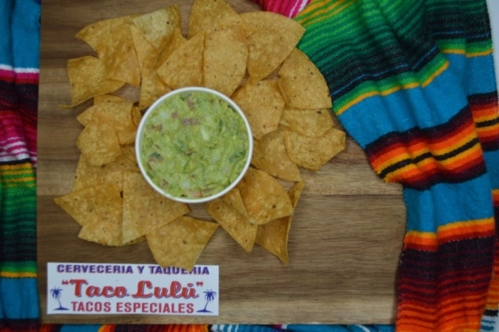 Chips and 5oz Guacamole
