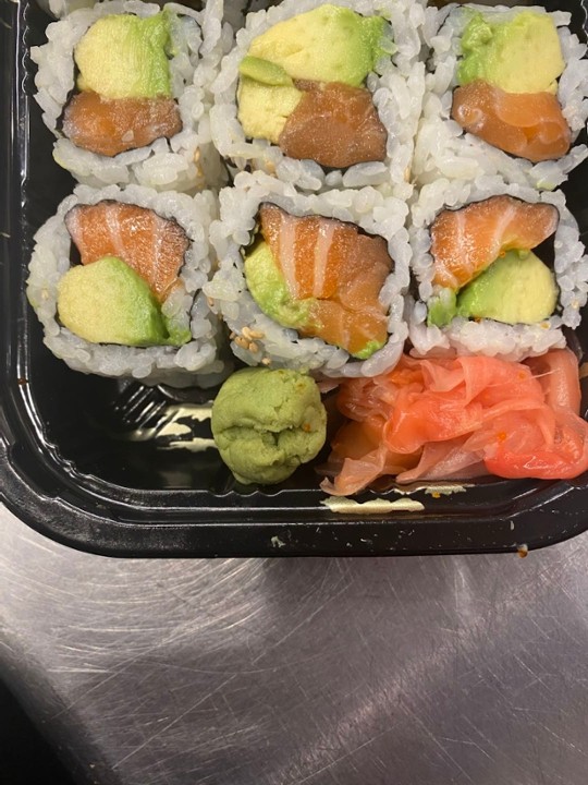 Salmon Avocado Roll