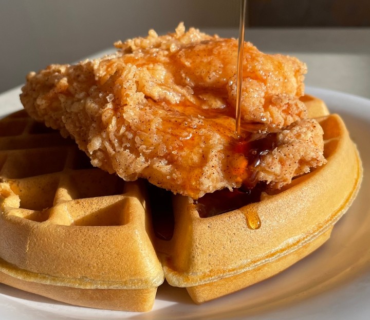 FRIED CHICKEN & WAFFLE