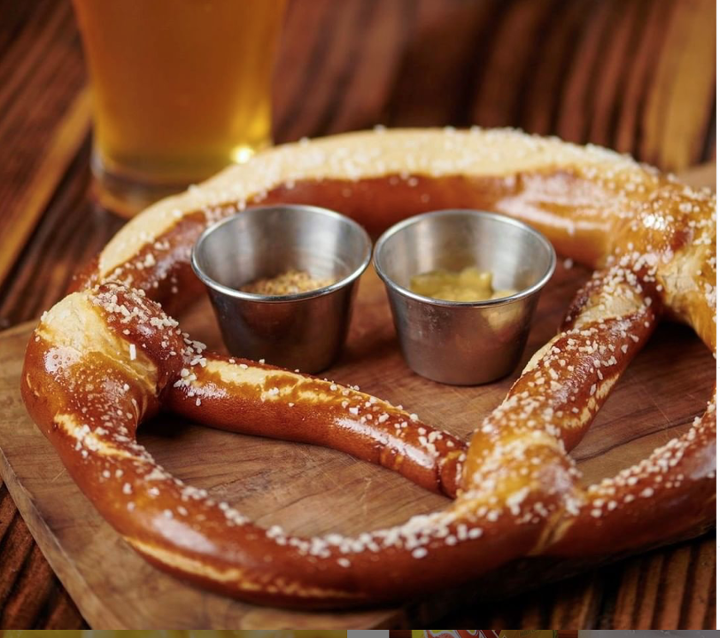 Bavarian Pretzel - LARGE