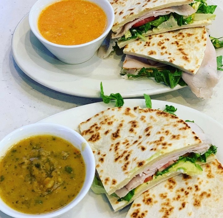 PIADINA & SMALL SOUP COMBO