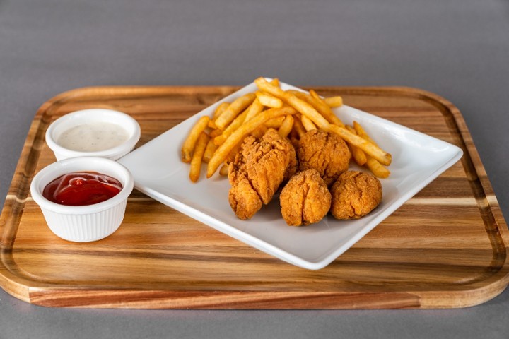 Kids Meal Chicken Nuggets with Fries