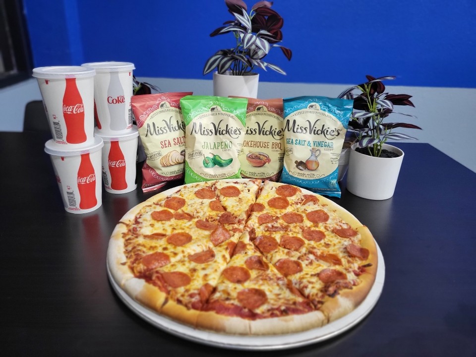 Family Meal Special w 4 Reg Fntn Drinks
