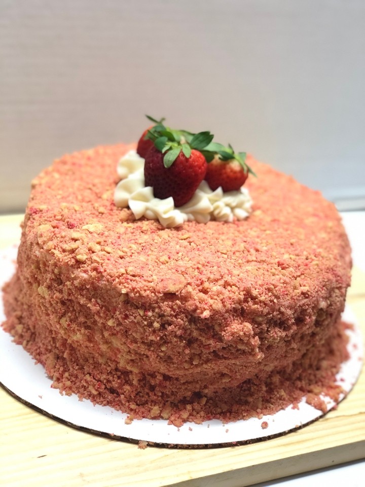 Strawberry Crunch Kake