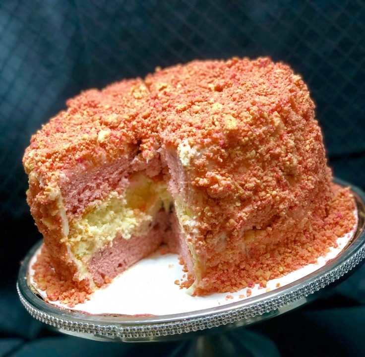 Strawberry Crunch Cheesecake Kake