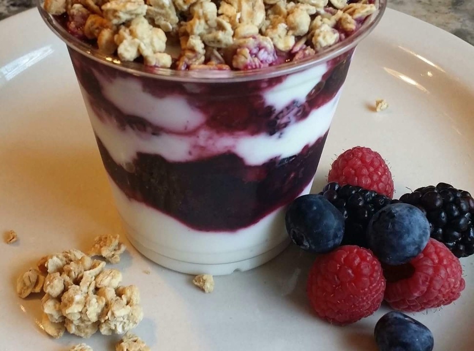 Fresh Berry Parfait
