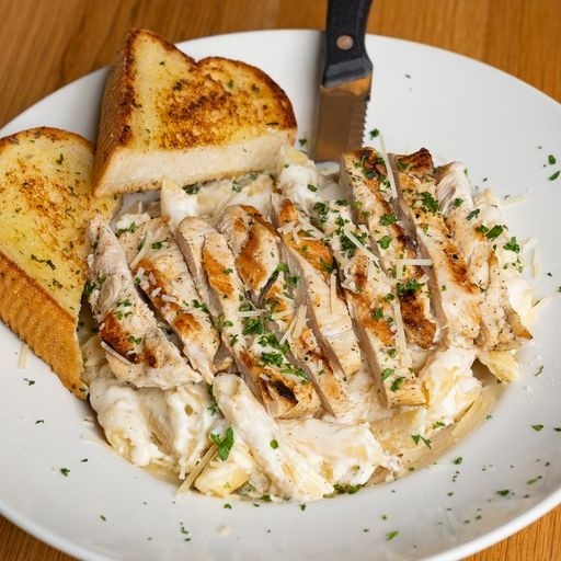 Penne Pasta Alfredo