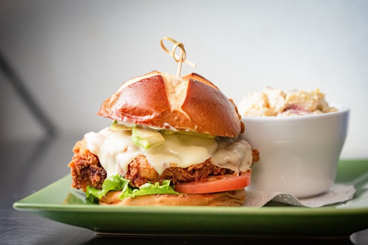 Ust Restaurants Union Street Tavern Windsor, CT - UST Chicken Sandwich