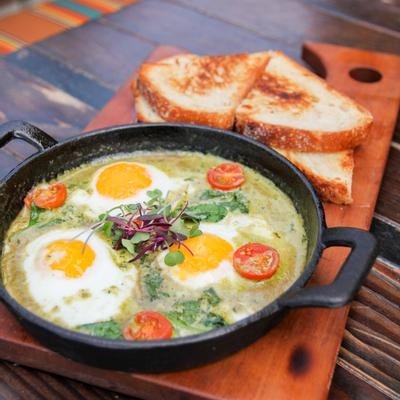 PESTO BAKED EGGS