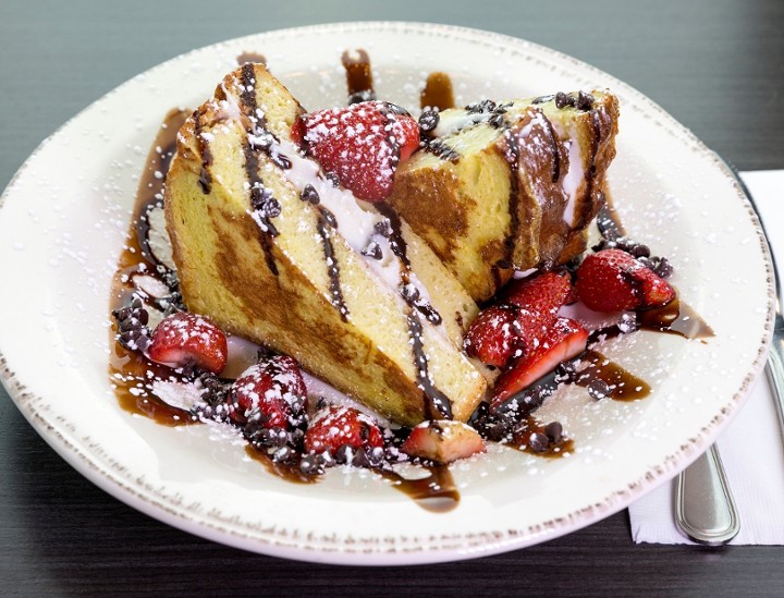 Mic's Cannoli Tower