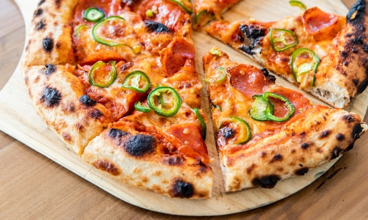 pepperoni & jalapeno pizza