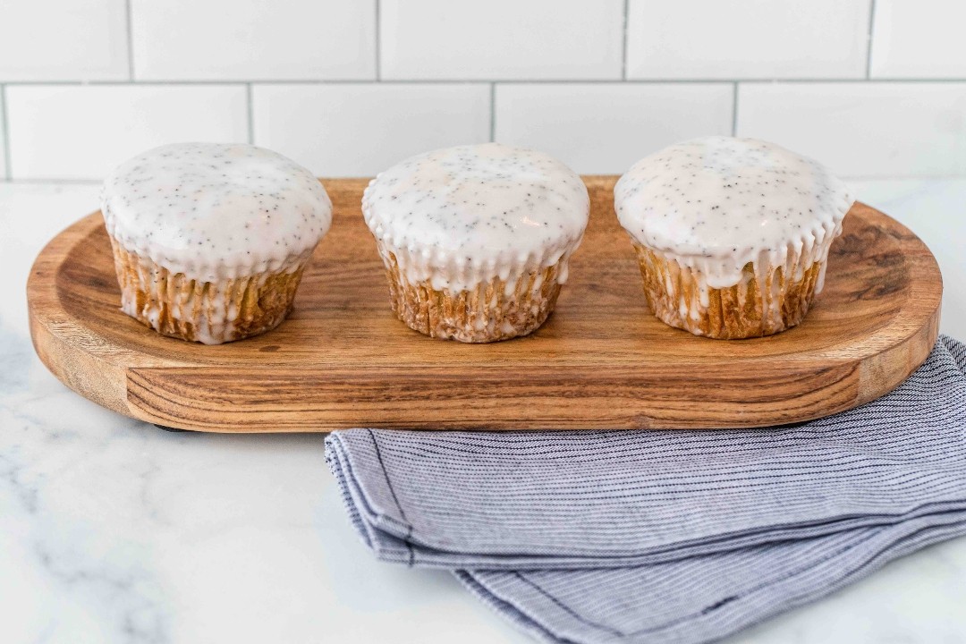 Lemon Poppyseed Muffin