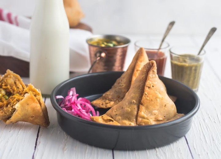 PUNJABI SAMOSA (2 PCS)