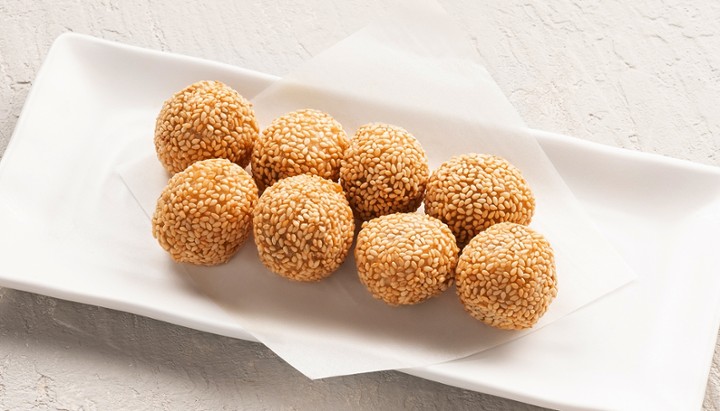 45. Crispy Sesame Balls (8) 芝麻球