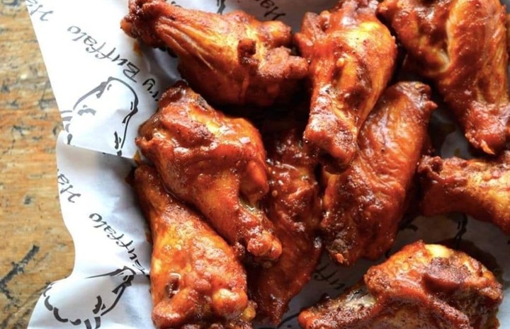 Large BONE-IN Wings Fries