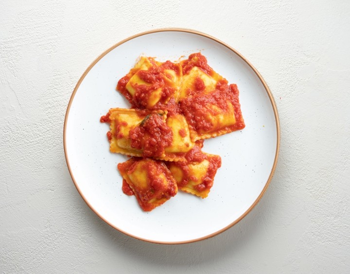 Ravioli Marinara