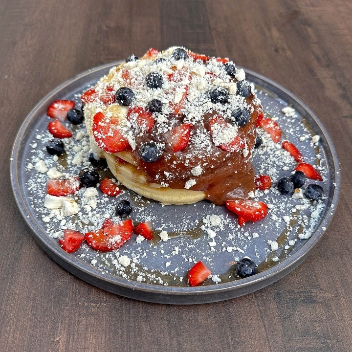 Pancakes, Strawberries, Soft Caramel, Cream & Crushed Meringue