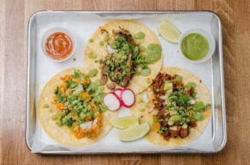 La Victoria Taqueria - Arlington