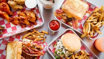 Bus Loop Burgers Saint Ann