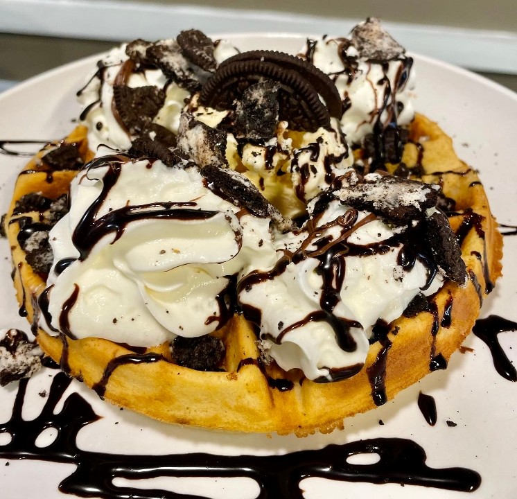 COOKIES AND CREAM waffle