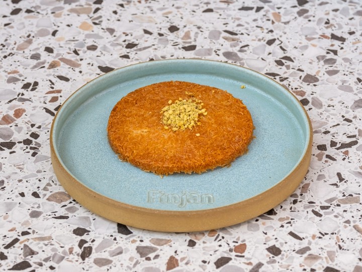 Knafeh Khishneh (Crunchy) Individual Tray