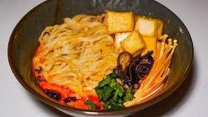 O Creamy Veggie Noodle Soup * (VG S) 素菜拉麵