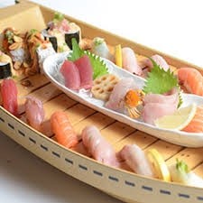 O Sushi Sashimi Plate w. Salad **