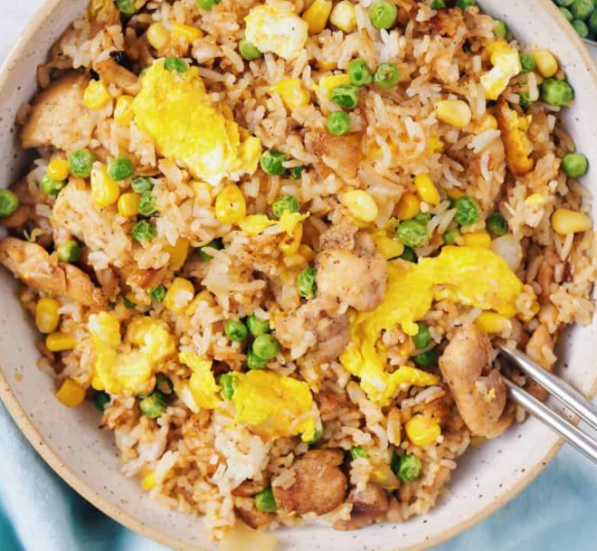 CHICKEN FRIED RICE