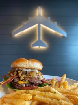 Flight Bar + Grille