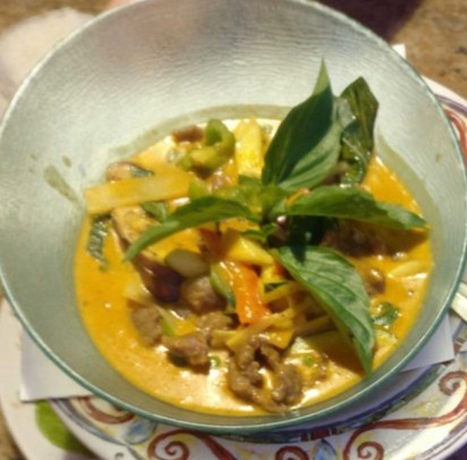 Kang Ped Curry (Red curry)