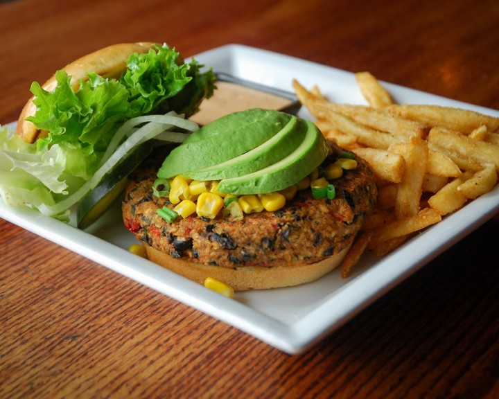 HOUSEMADE BLACK BEAN BURGER