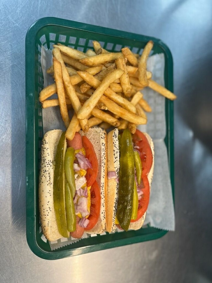 Chicago Hot Dogs W FRIES