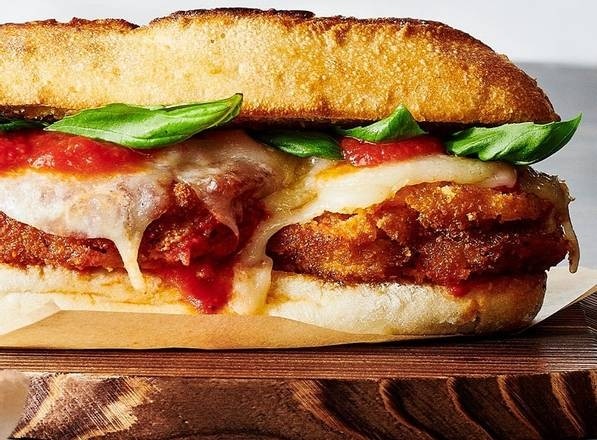 SUB CHICKEN PARMIGIANA