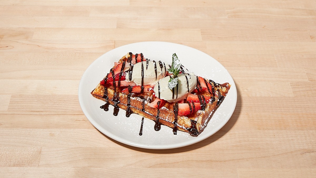Strawberry & Chocolate Waffle (GF)