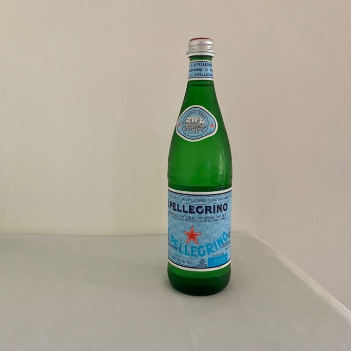S. Pellegrino Sparkling Water (750mL)