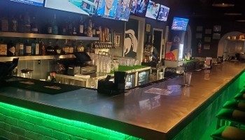 Land Shark Bar and Grill 101 East Grand River Avenue