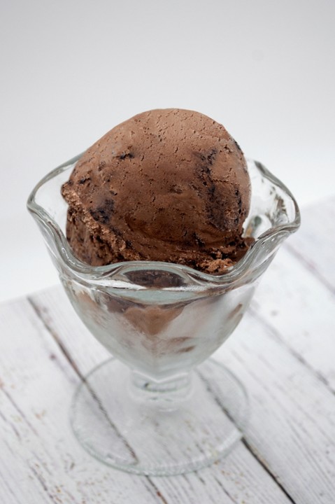 *-Chocolate Love a la mod Ice Cream