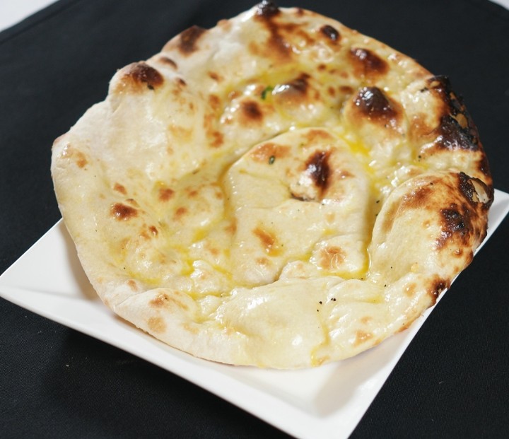 Naan (Butter Naan)