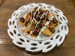 Nachos (Meat+Jalapenos+Pico+Sour Cream)