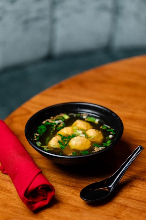 Lobster & Shrimp Wonton Soup