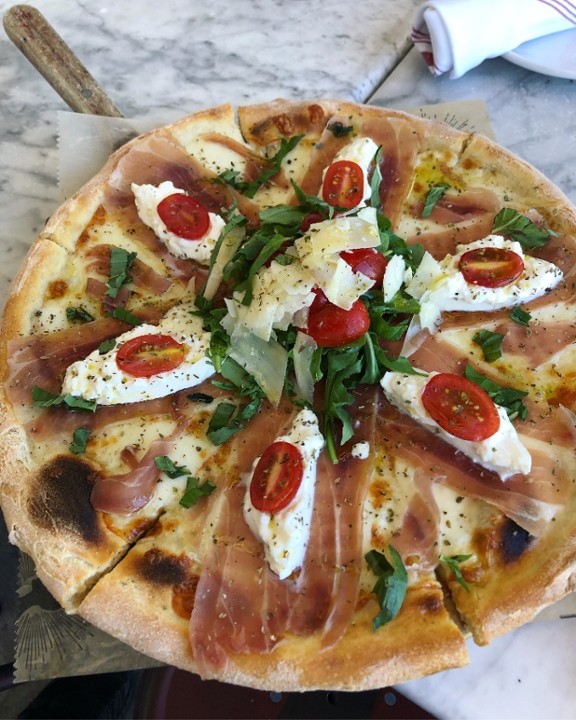 Burrata E Prosciutto Pizza