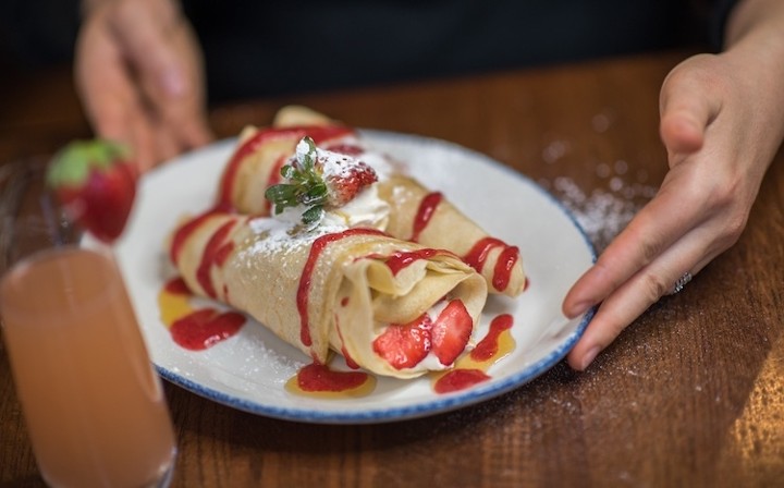 Simply Strawberry Crepes