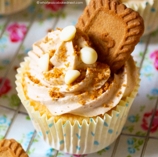 Jumbo Banana Cupcakes