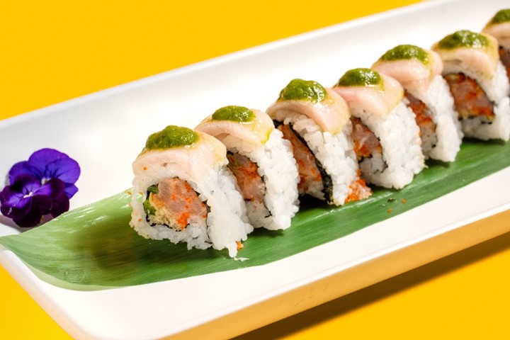 *HAMACHI SALSA ROLL