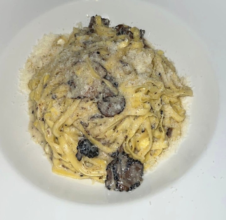 Tagliolini Al Tartufo Nero